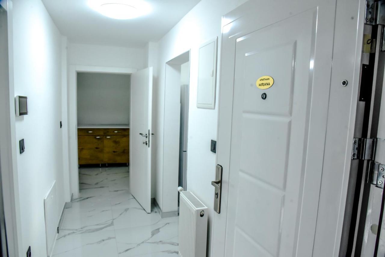 Luxury Villa M&B Тузла Экстерьер фото